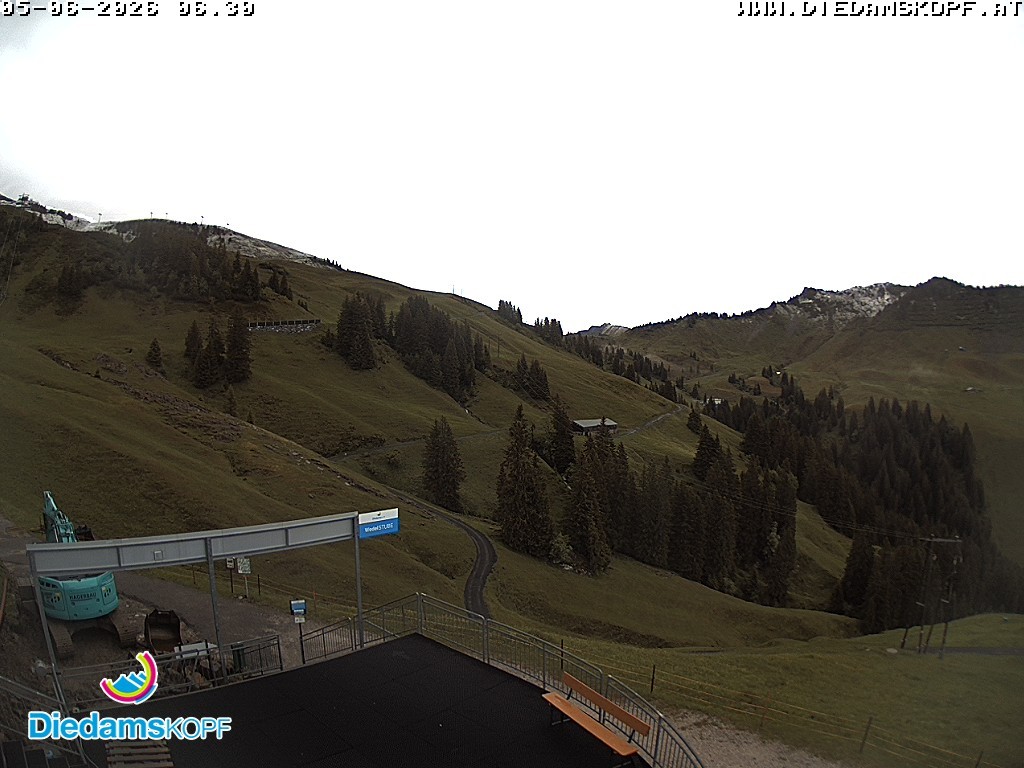 Archiv Foto Webcam Diedamskopf: Ausblick Wedelstube