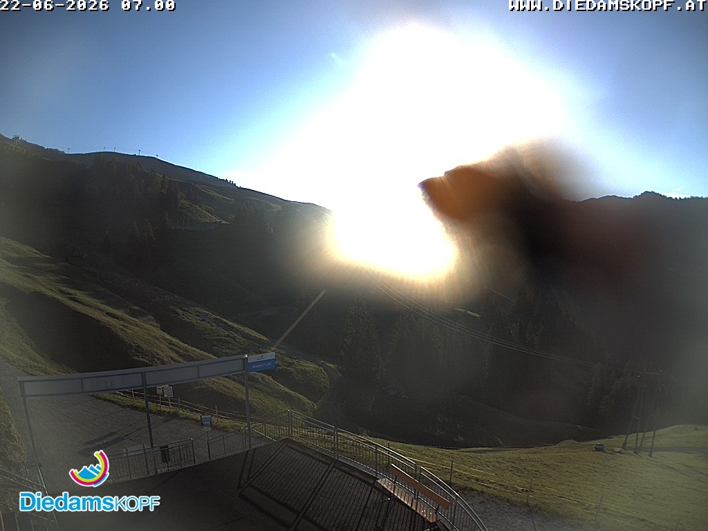 Archiv Foto Webcam Diedamskopf: Ausblick Wedelstube