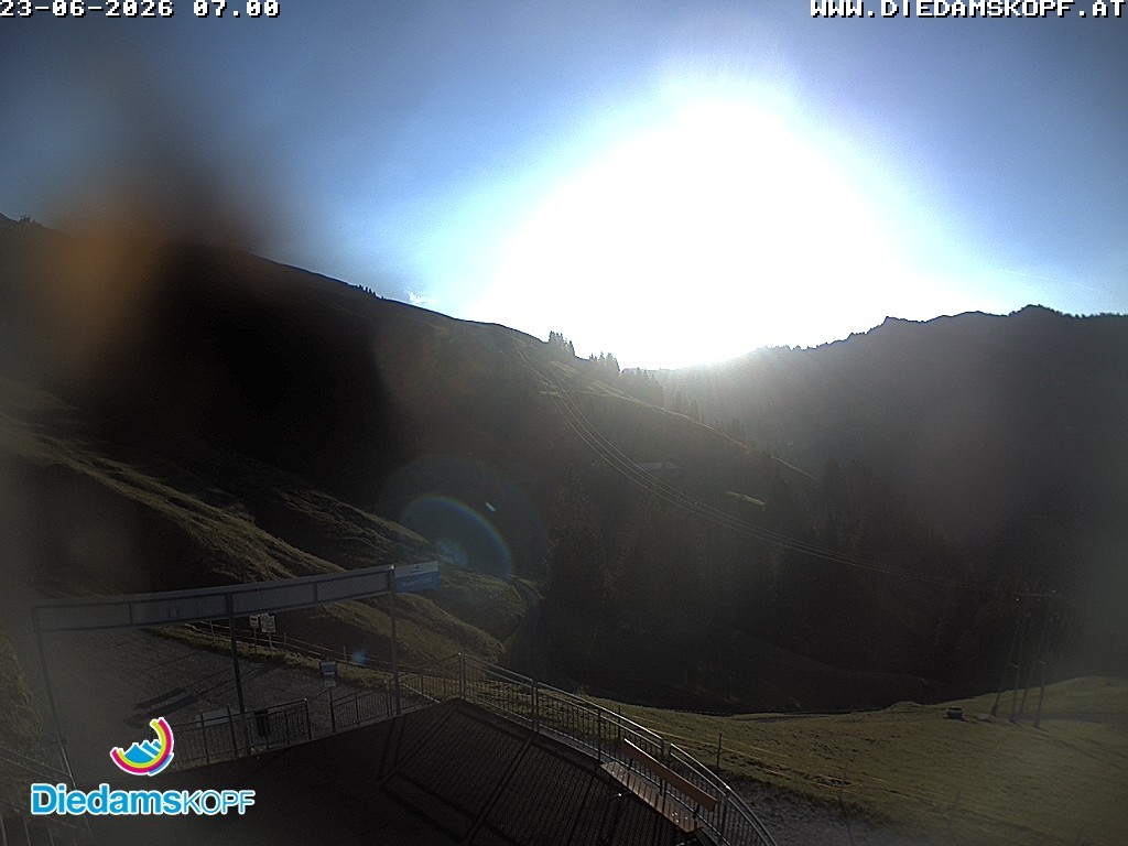 Archiv Foto Webcam Diedamskopf: Ausblick Wedelstube