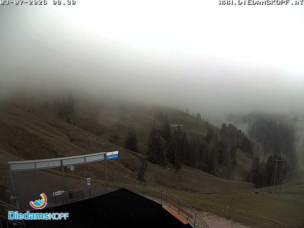 Archiv Foto Webcam Diedamskopf: Ausblick Wedelstube