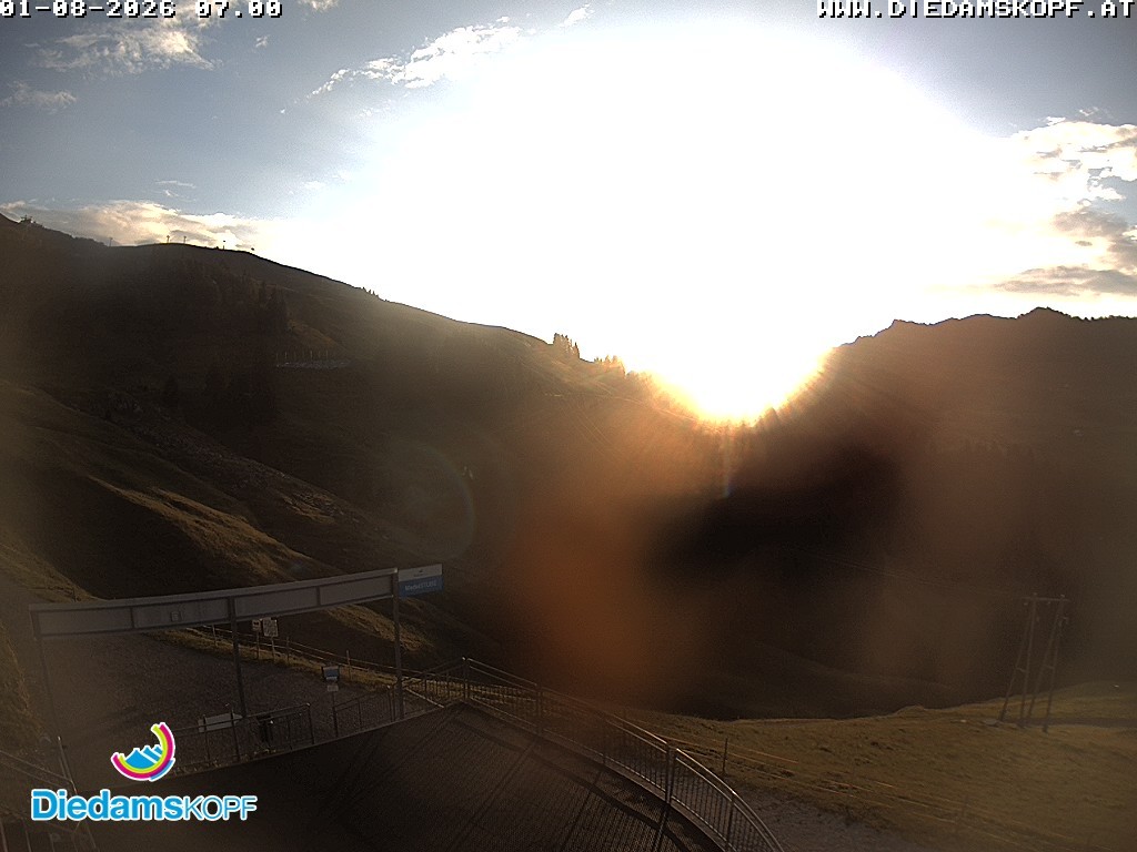 Archiv Foto Webcam Diedamskopf: Ausblick Wedelstube