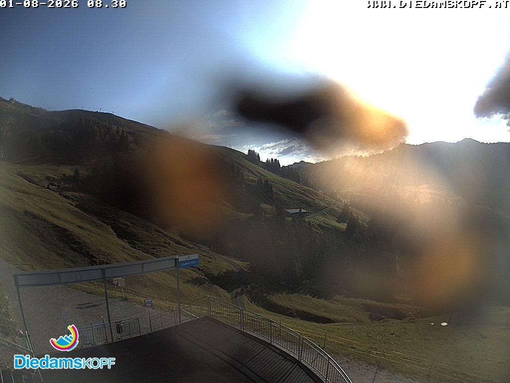 Archiv Foto Webcam Diedamskopf: Ausblick Wedelstube