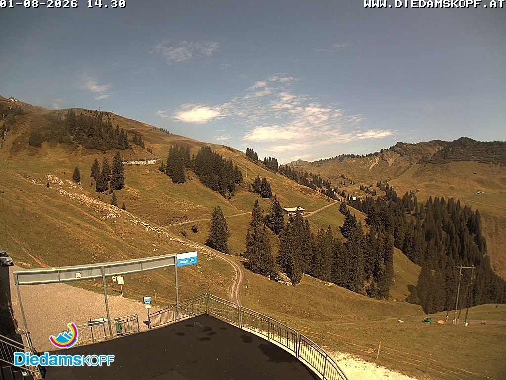 Archiv Foto Webcam Diedamskopf: Ausblick Wedelstube