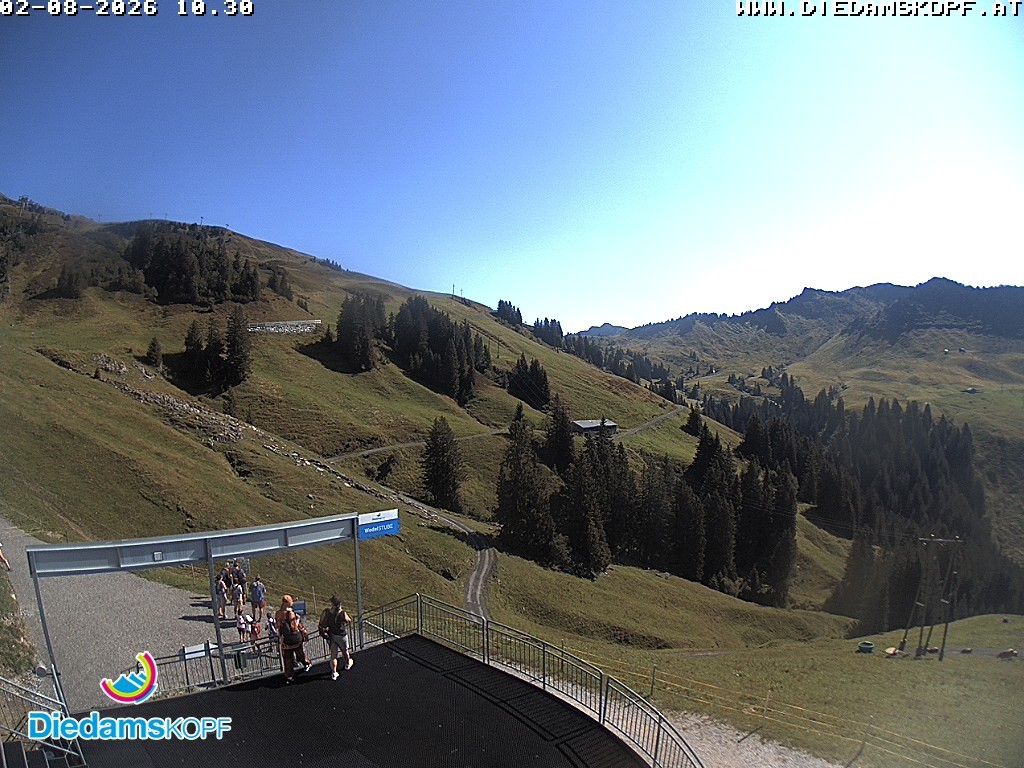 Archiv Foto Webcam Diedamskopf: Ausblick Wedelstube