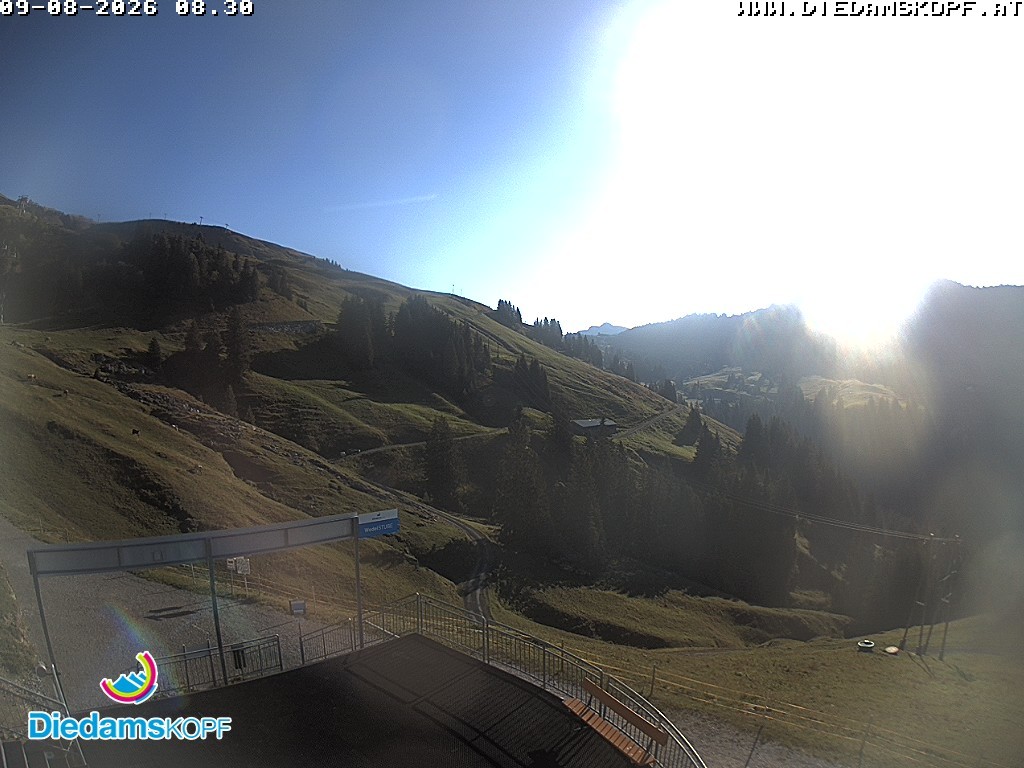 Archiv Foto Webcam Diedamskopf: Ausblick Wedelstube