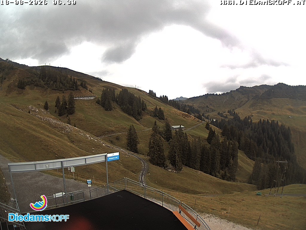 Archiv Foto Webcam Diedamskopf: Ausblick Wedelstube