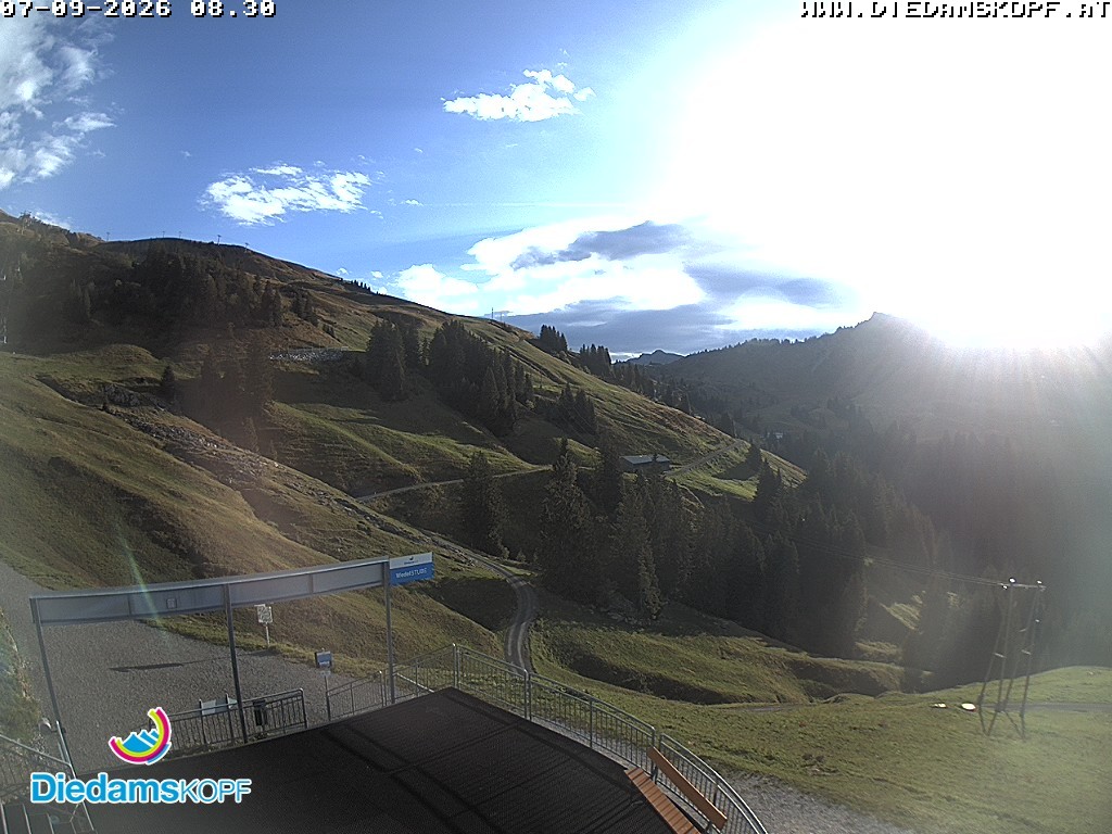 Archiv Foto Webcam Diedamskopf: Ausblick Wedelstube