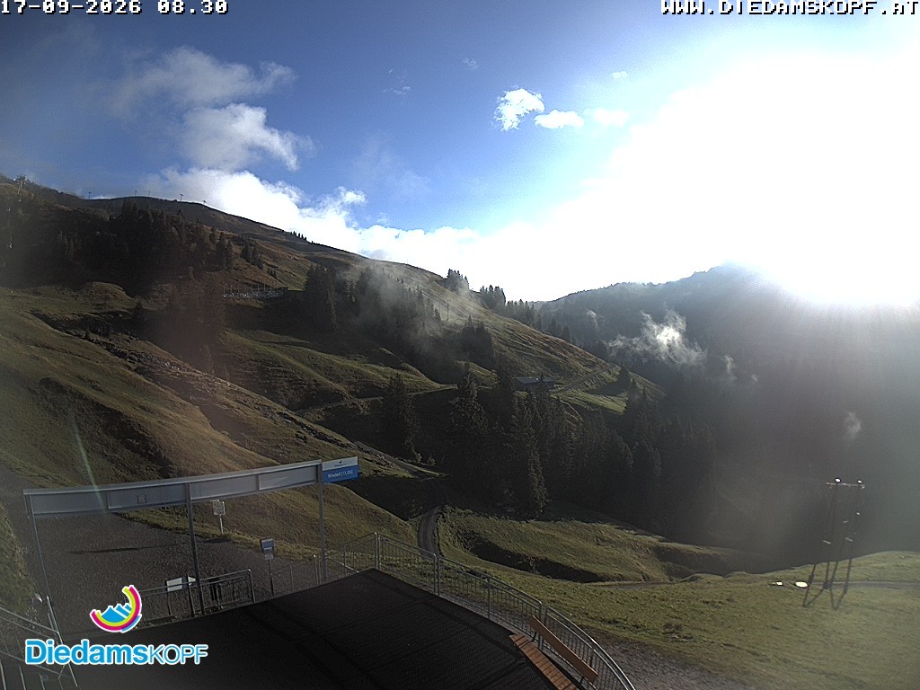 Archiv Foto Webcam Diedamskopf: Ausblick Wedelstube