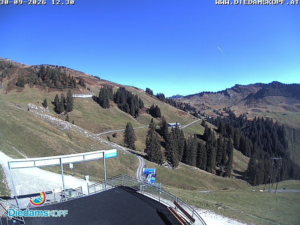 Archiv Foto Webcam Diedamskopf: Ausblick Wedelstube