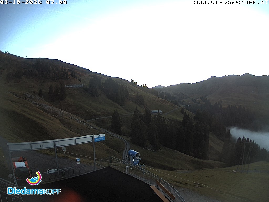 Archiv Foto Webcam Diedamskopf: Ausblick Wedelstube