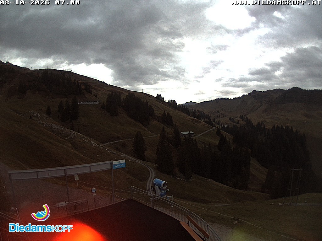 Archiv Foto Webcam Diedamskopf: Ausblick Wedelstube