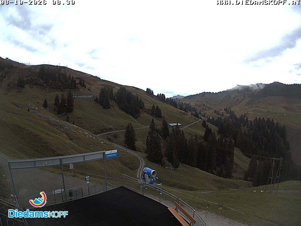 Archiv Foto Webcam Diedamskopf: Ausblick Wedelstube