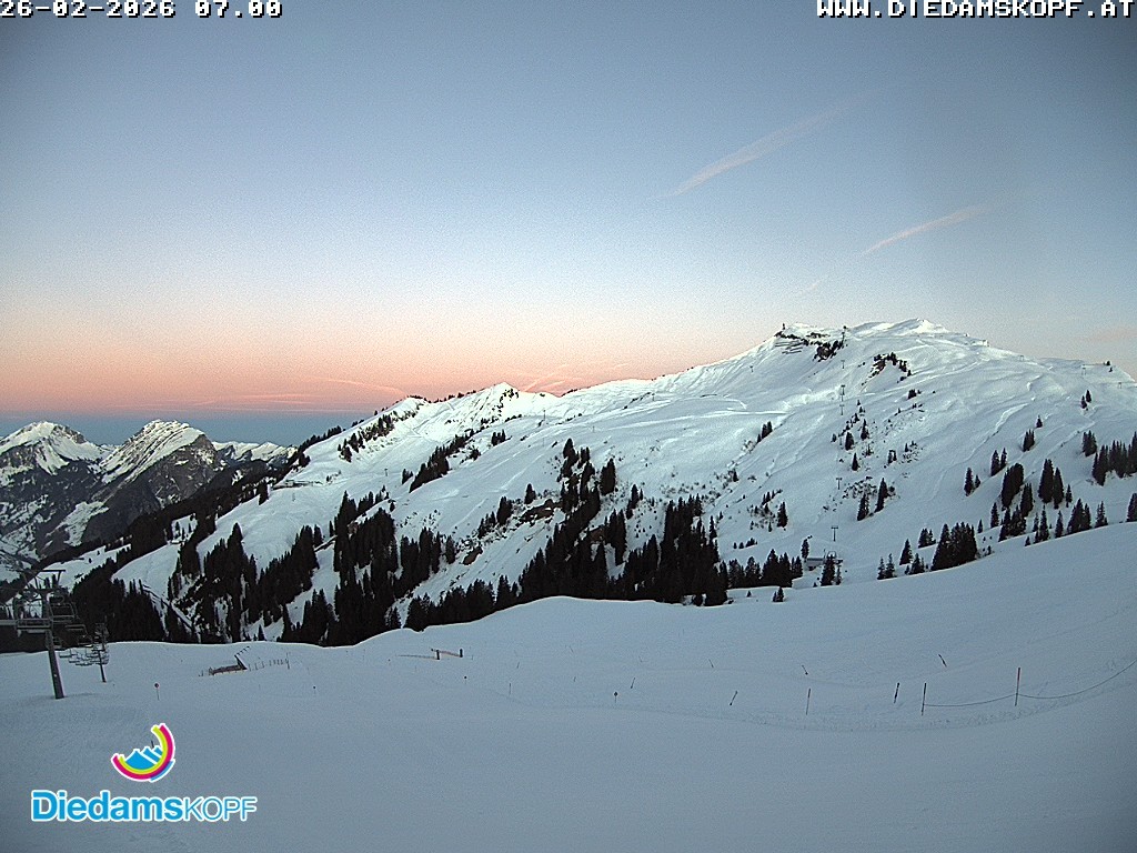 Archived image Webcam Diedamskopf: Panoramic view Breitenalpe