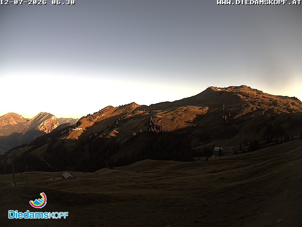 Archived image Webcam Diedamskopf: Panoramic view Breitenalpe