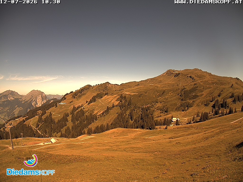 Archived image Webcam Diedamskopf: Panoramic view Breitenalpe