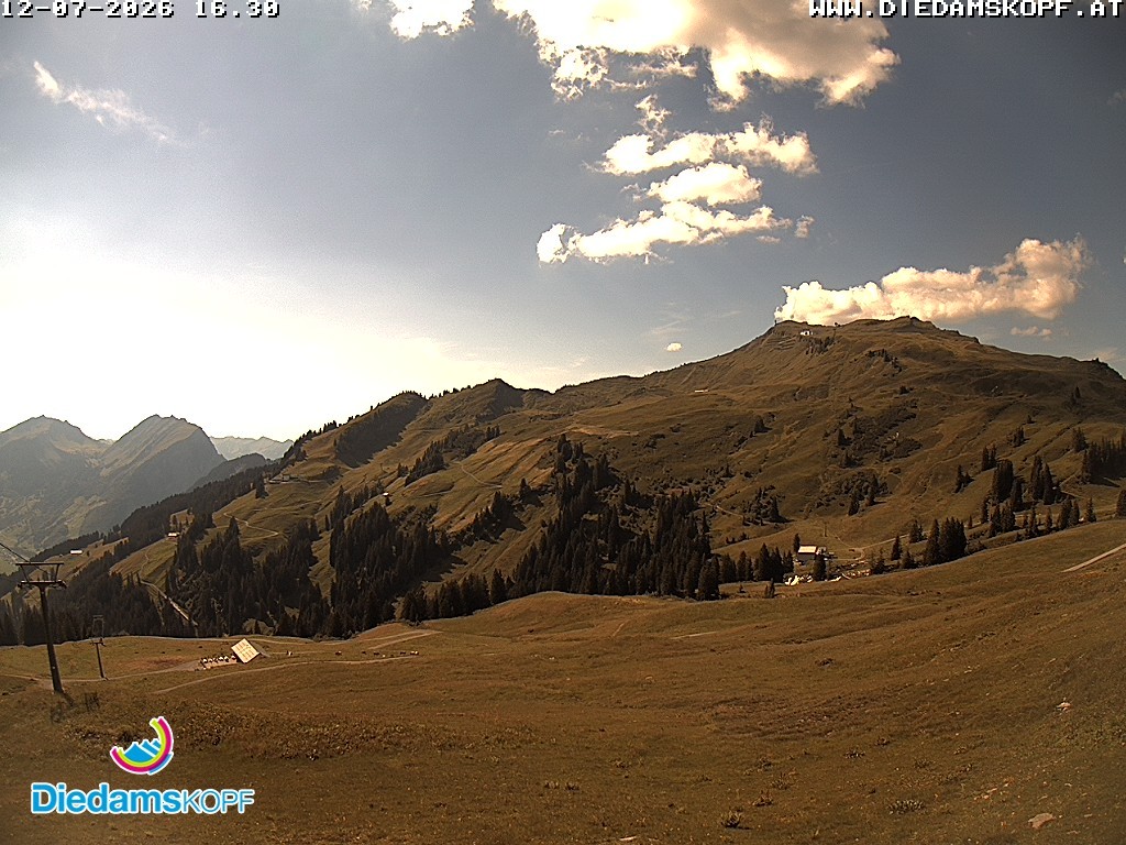 Archived image Webcam Diedamskopf: Panoramic view Breitenalpe