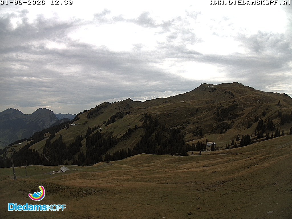 Archived image Webcam Diedamskopf: Panoramic view Breitenalpe