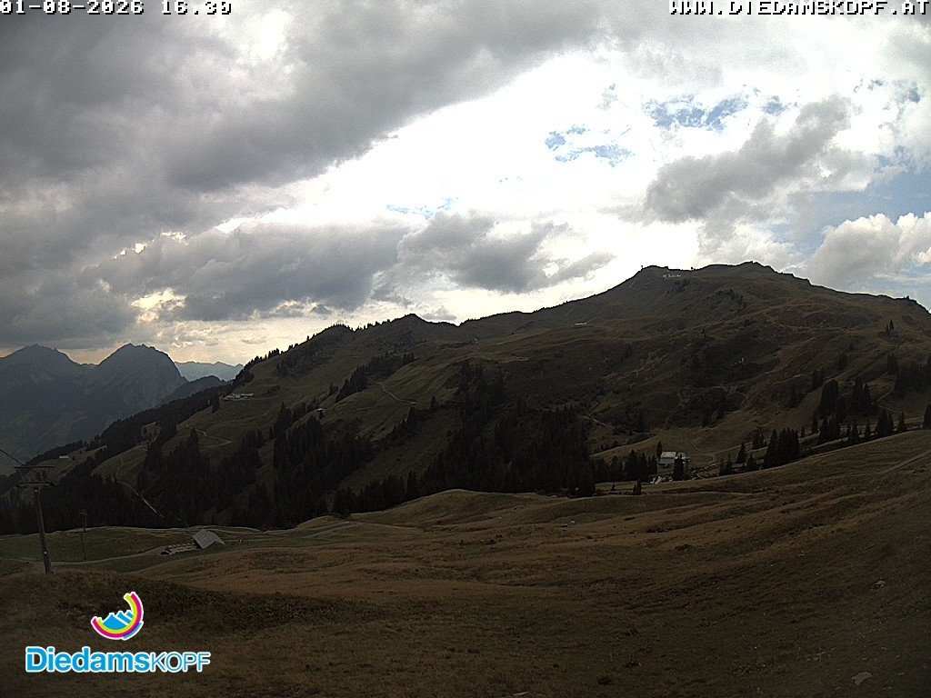Archived image Webcam Diedamskopf: Panoramic view Breitenalpe