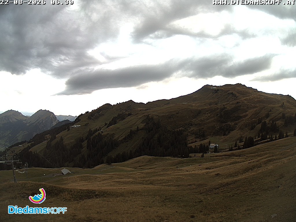 Archived image Webcam Diedamskopf: Panoramic view Breitenalpe