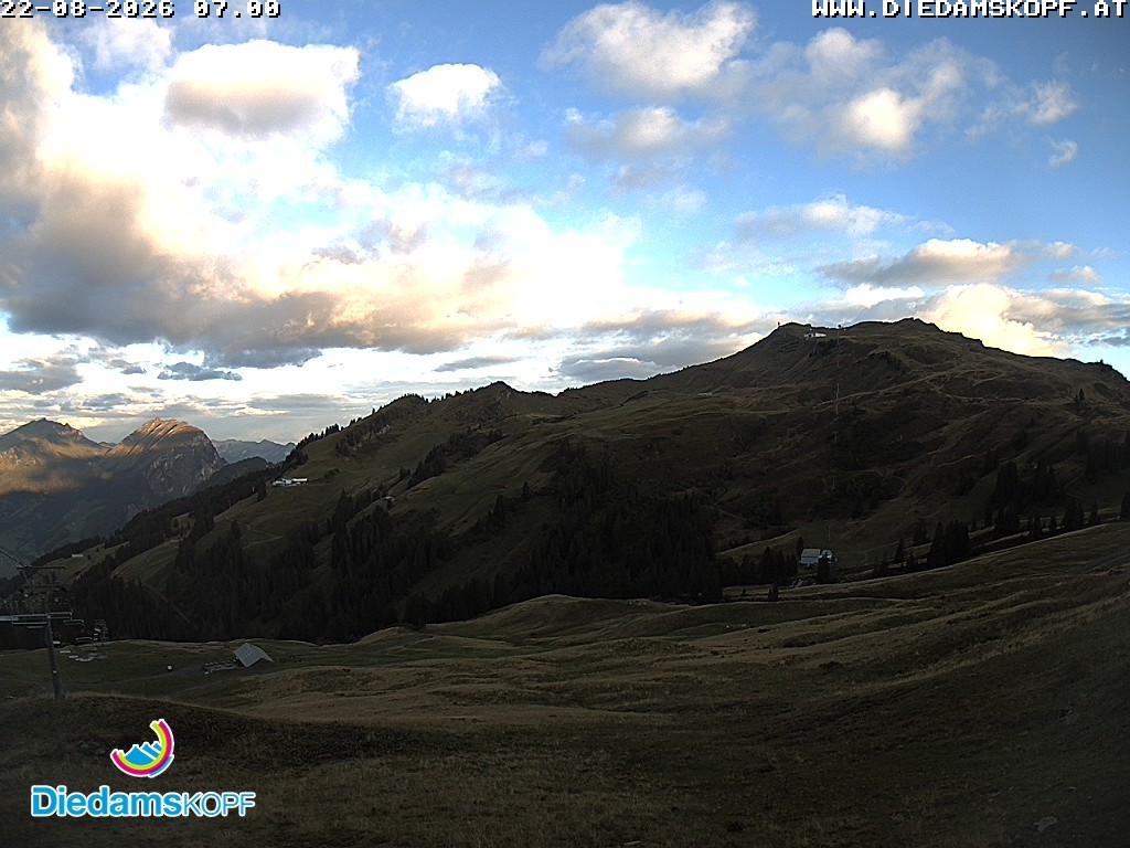 Archived image Webcam Diedamskopf: Panoramic view Breitenalpe
