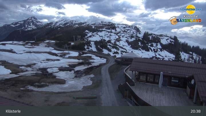 Archiv Foto Webcam Klostertal, Bergstation Sonnenkopf