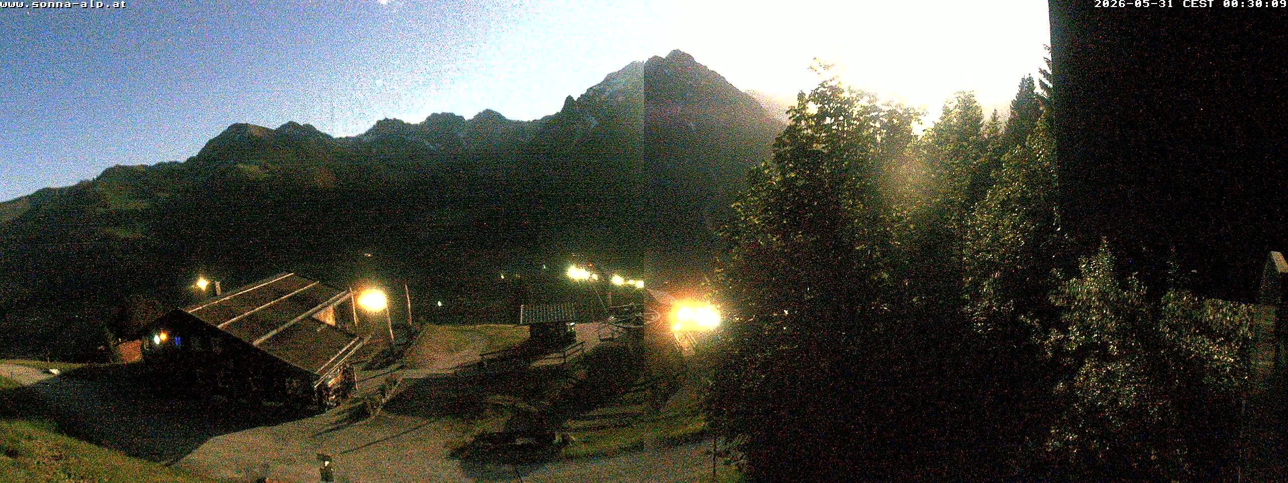 Archived image Webcam Sonna-Alp, Mittelberg