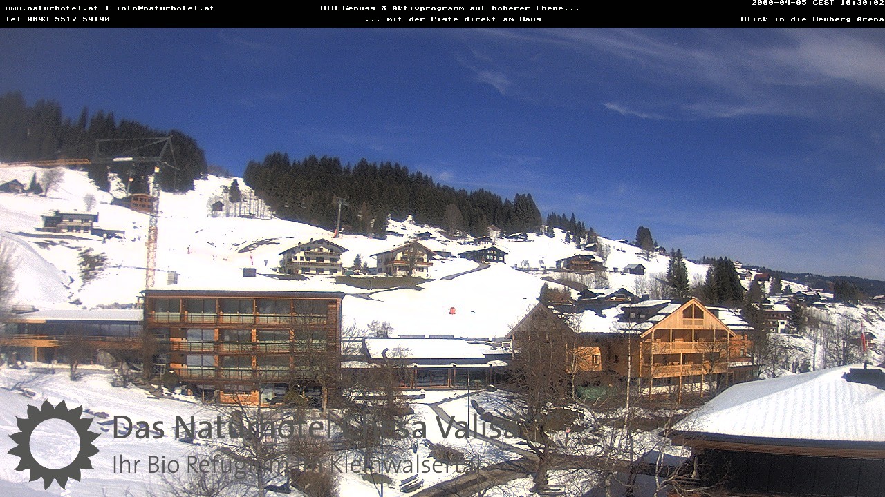 Archived image Webcam Chesa Valisa Oberhirschegg