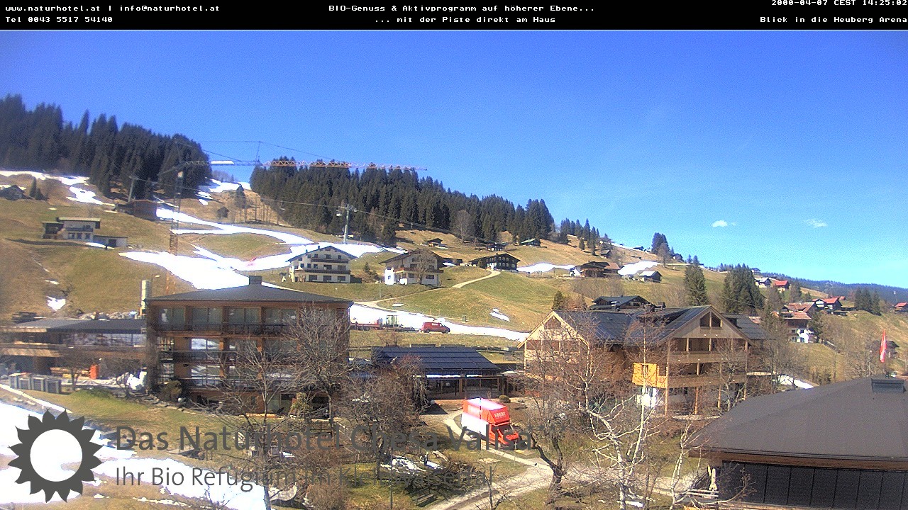 Archived image Webcam Chesa Valisa Oberhirschegg