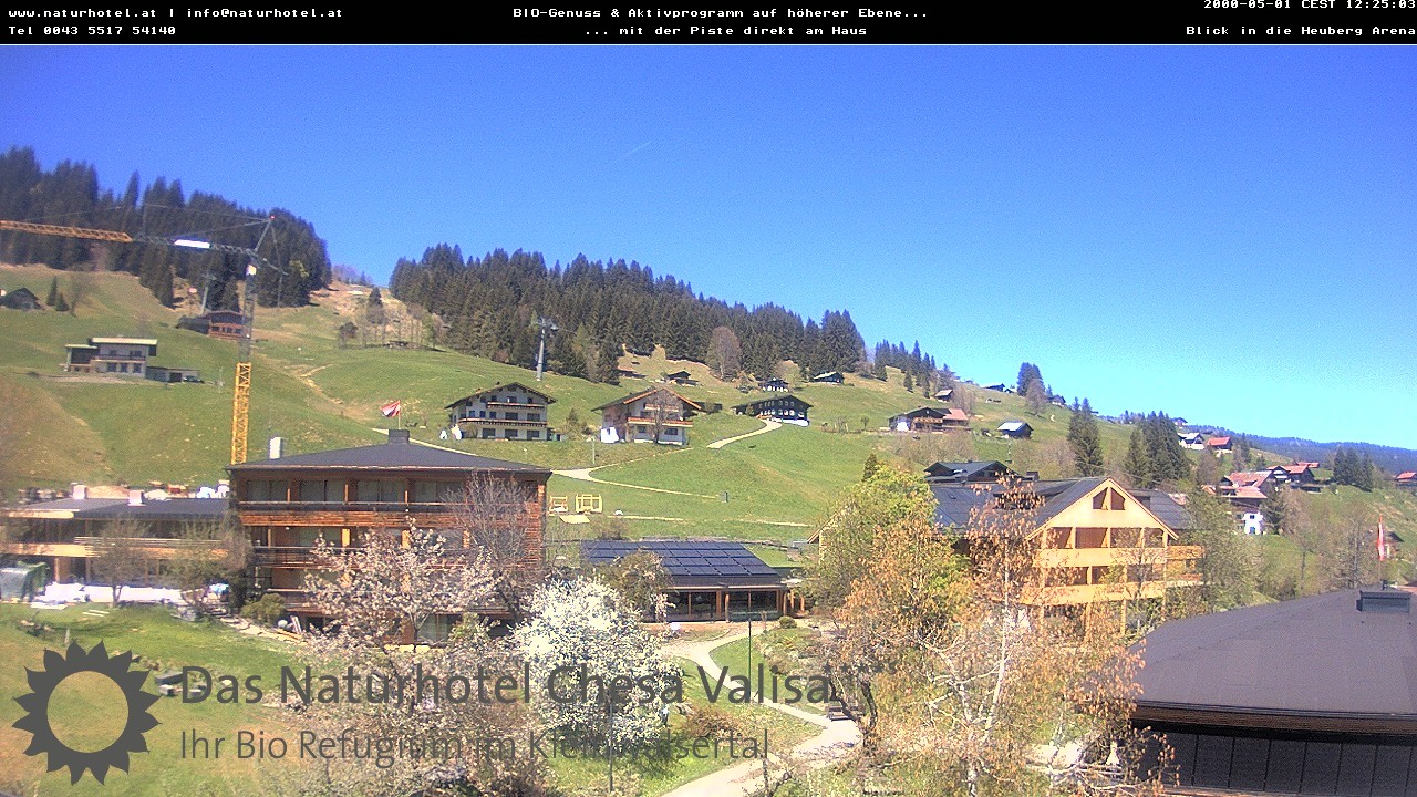 Archived image Webcam Chesa Valisa Oberhirschegg