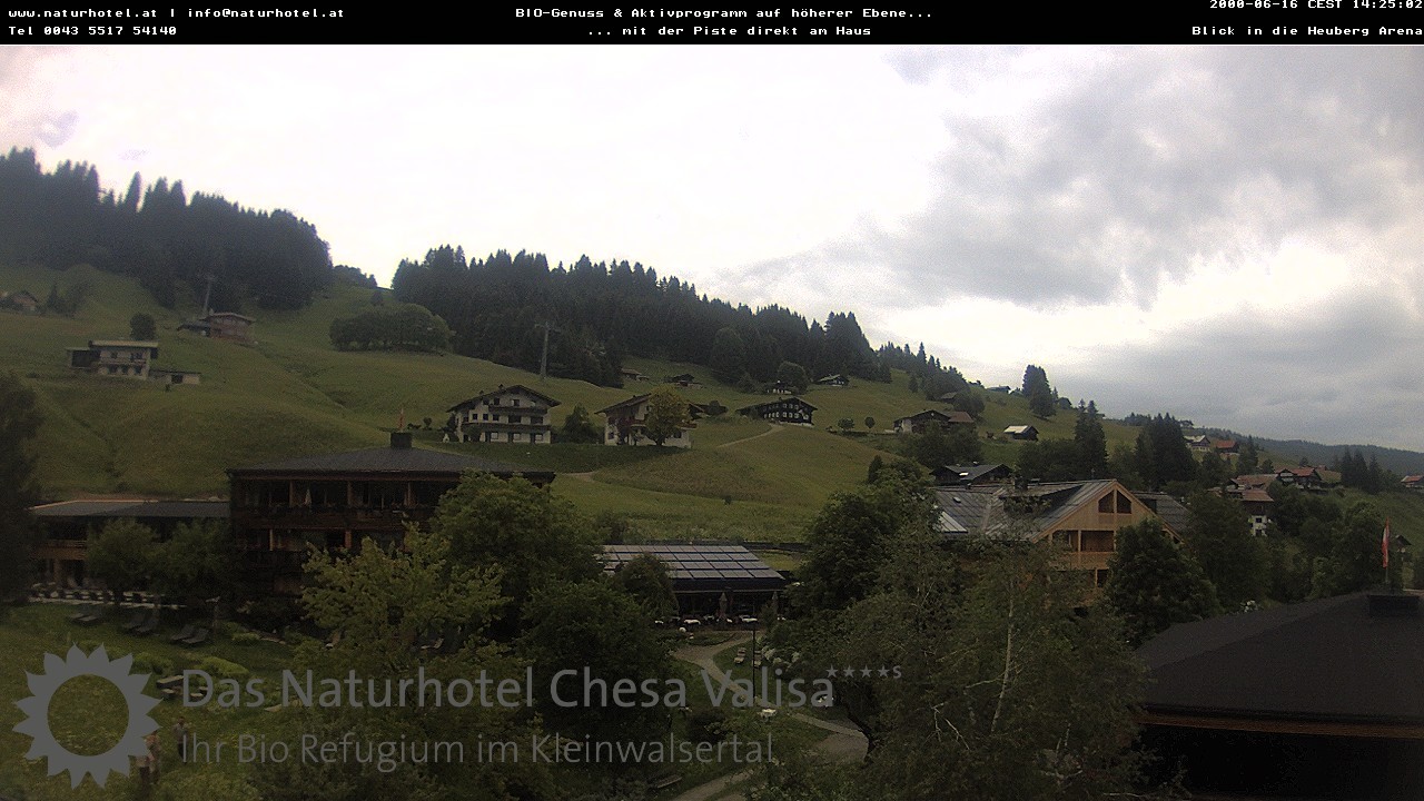 Archived image Webcam Chesa Valisa Oberhirschegg