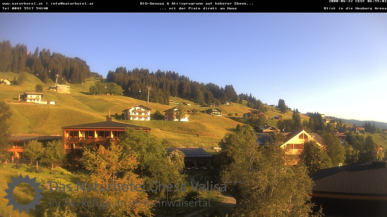 Archived image Webcam Chesa Valisa Oberhirschegg