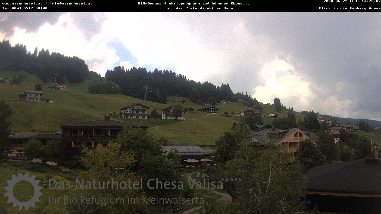 Archived image Webcam Chesa Valisa Oberhirschegg