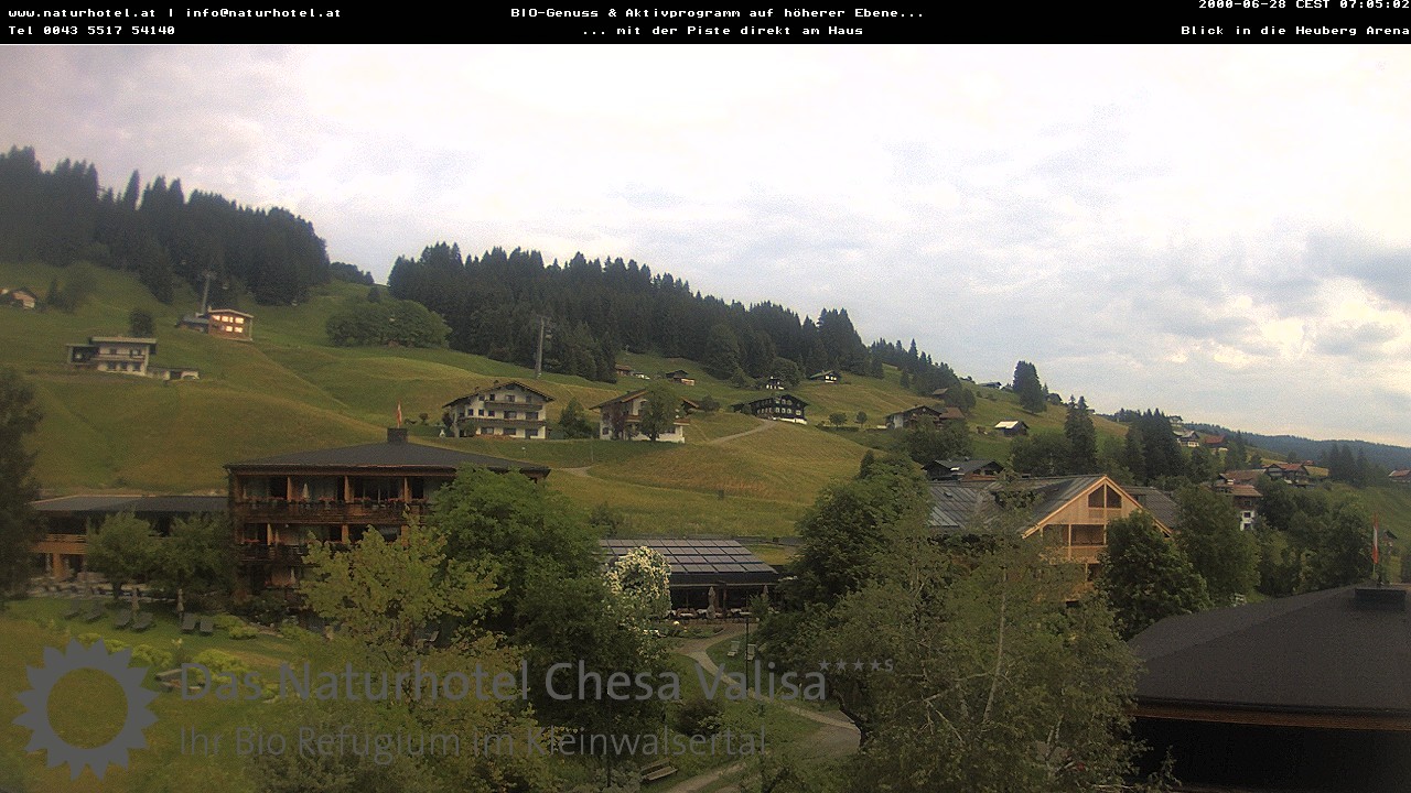 Archived image Webcam Chesa Valisa Oberhirschegg