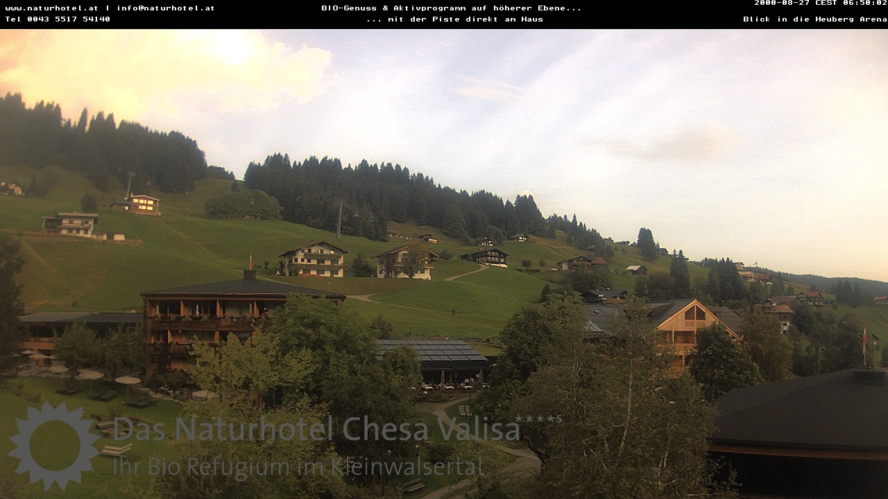 Archived image Webcam Chesa Valisa Oberhirschegg