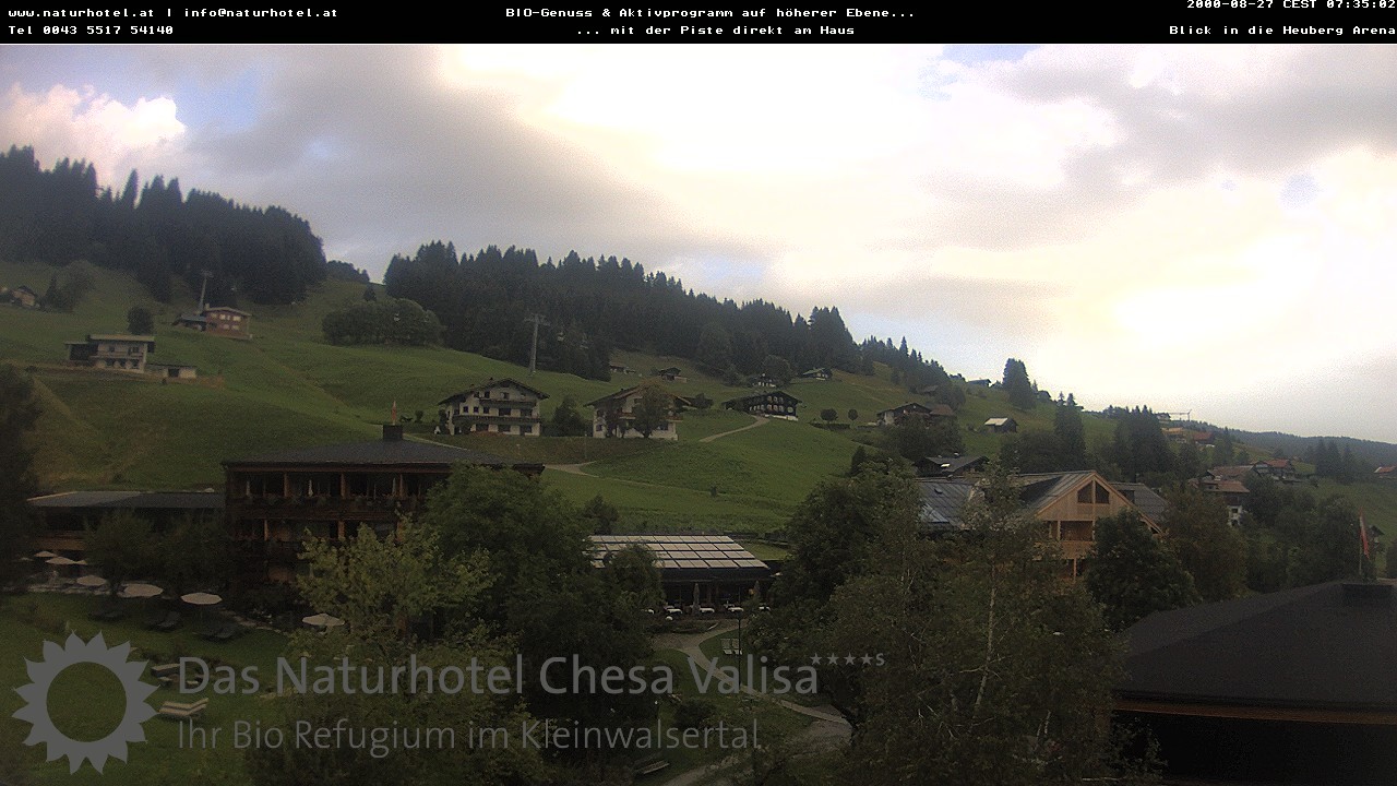 Archived image Webcam Chesa Valisa Oberhirschegg