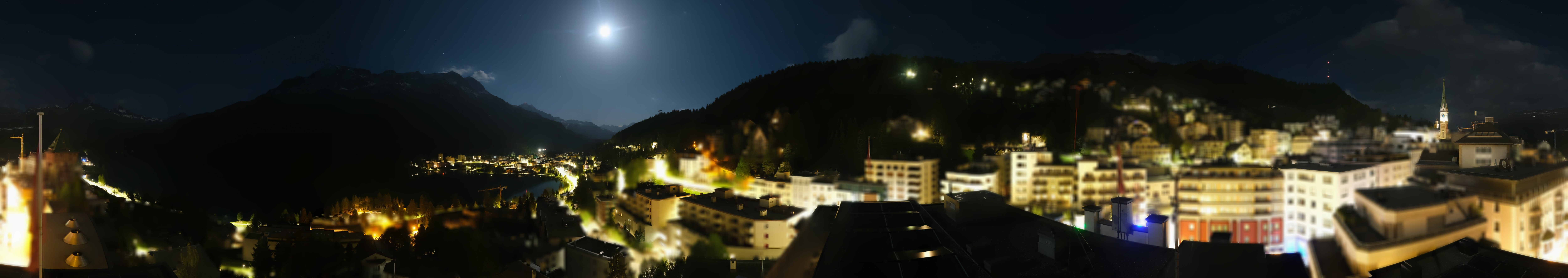 Archived image Webcam St. Moritz village II View from Hotel Schweizerhof towards St. Moritz Bad