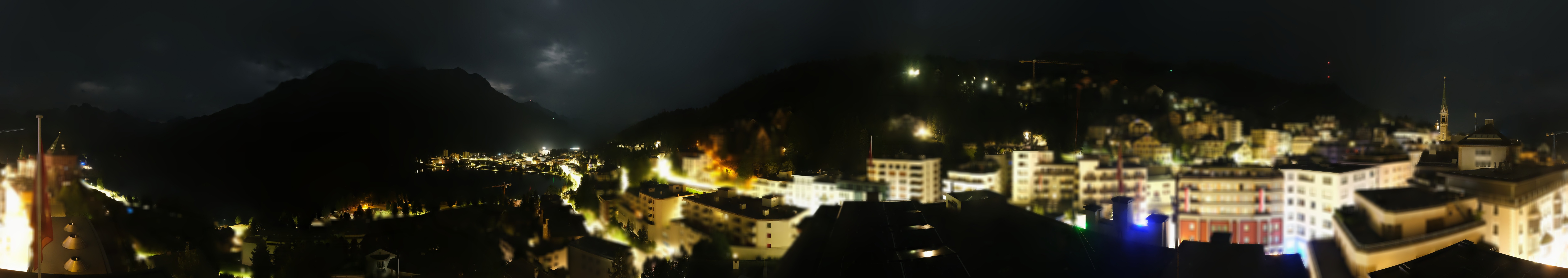 Archiv Foto Webcam St. Moritz Dorf II Ausblick Hotel Schweizerhof Richtung St. Moritz Bad