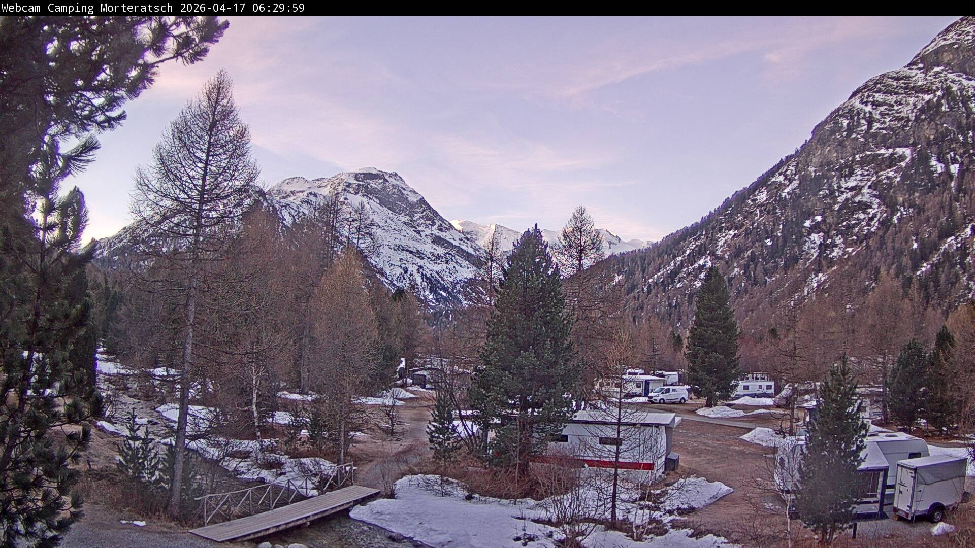 Archived image Webcam Morteratsch camping area, Engadin