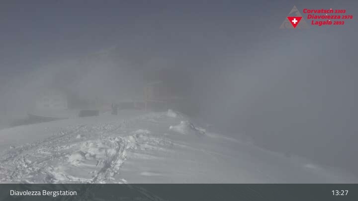 Archiv Foto Webcam Diavolezza: Berghaus Diavolezza