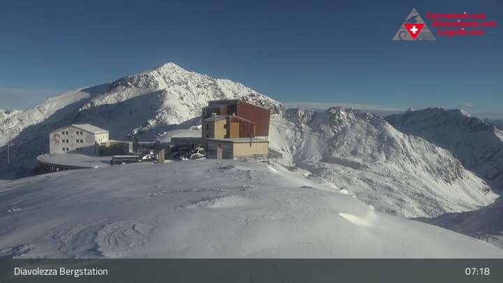 Archiv Foto Webcam Diavolezza: Berghaus Diavolezza