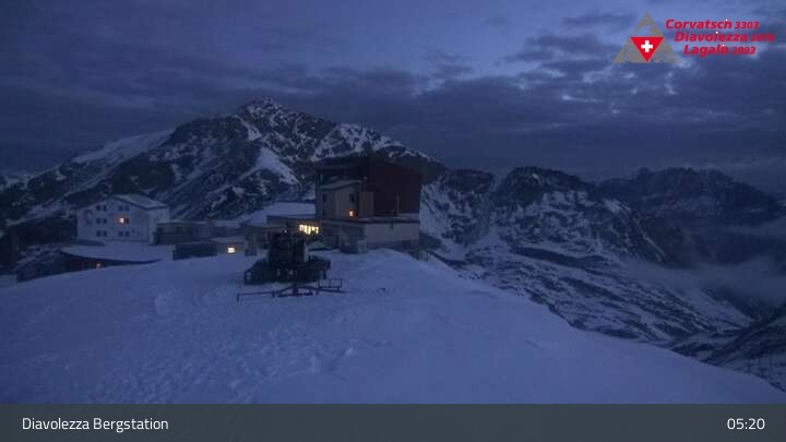 Archiv Foto Webcam Diavolezza: Berghaus Diavolezza