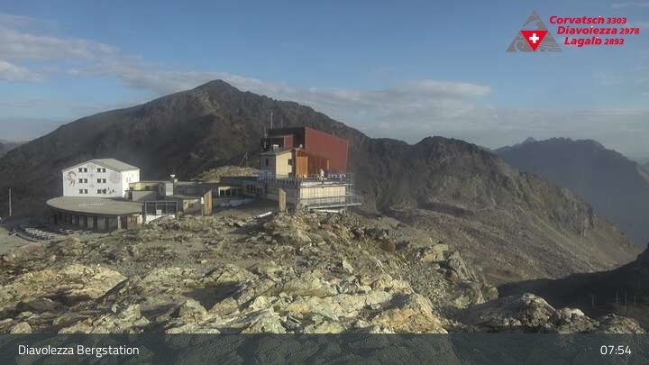 Archived image Webcam Diavolezza - Mountain House Diavolezza