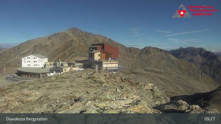 Archiv Foto Webcam Diavolezza: Berghaus Diavolezza