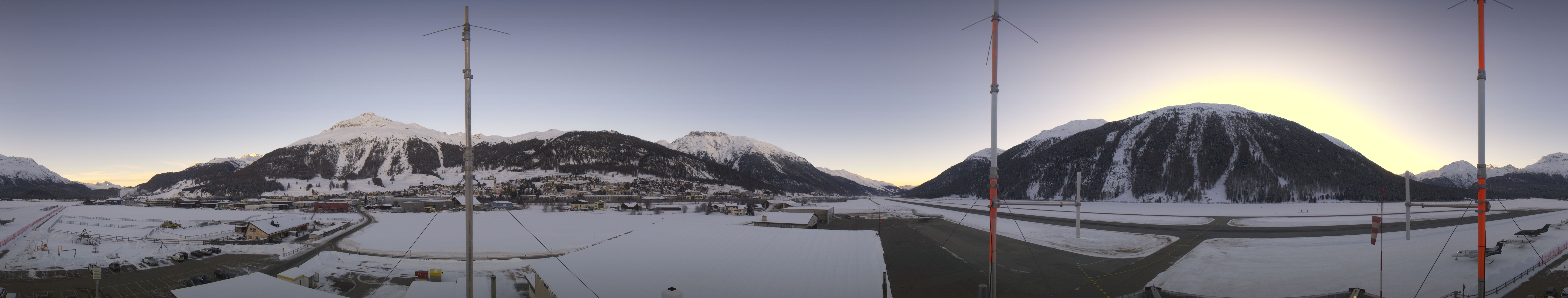 Archiv Foto Webcam Samedan I Flugplatz Richtung West