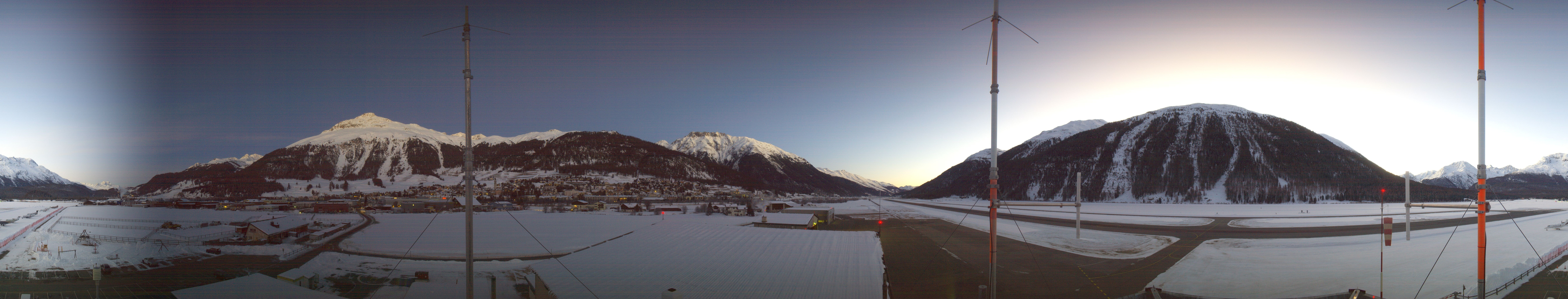 Archiv Foto Webcam Samedan I Flugplatz Richtung West