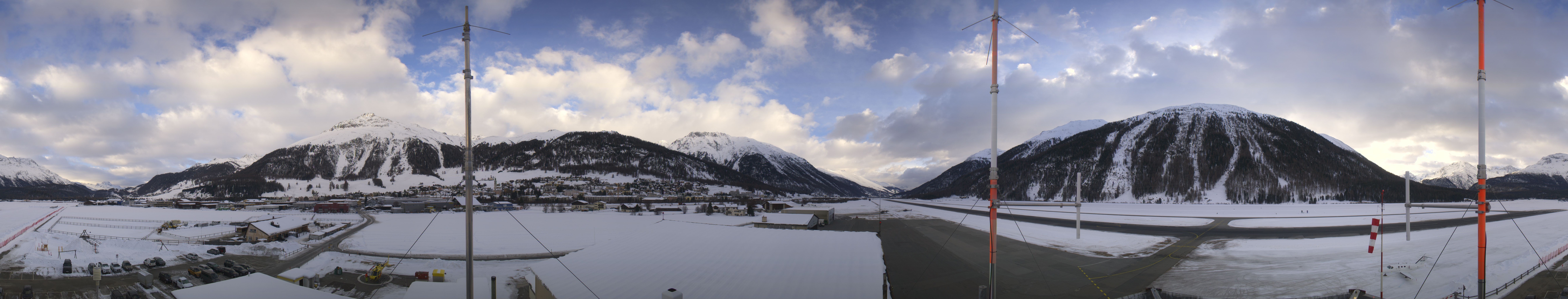 Archiv Foto Webcam Samedan I Flugplatz Richtung West