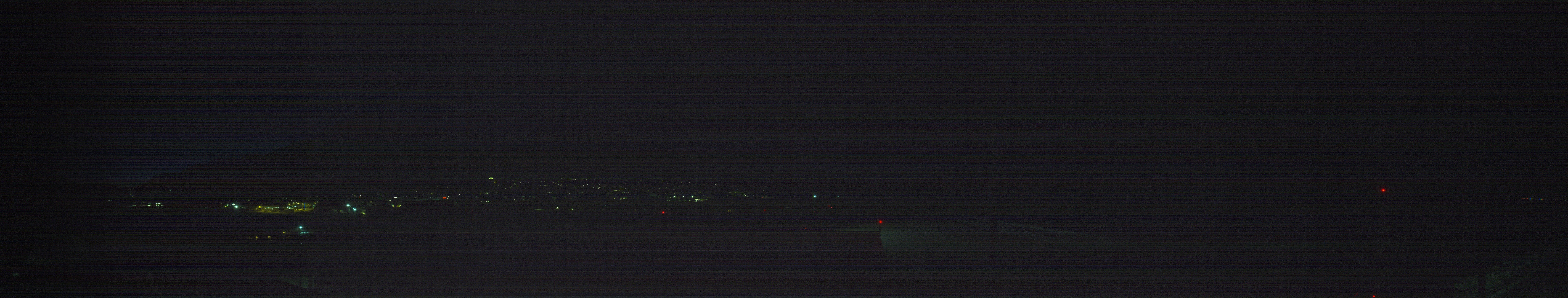 Archived image Webcam Samedan I Airport orientation west