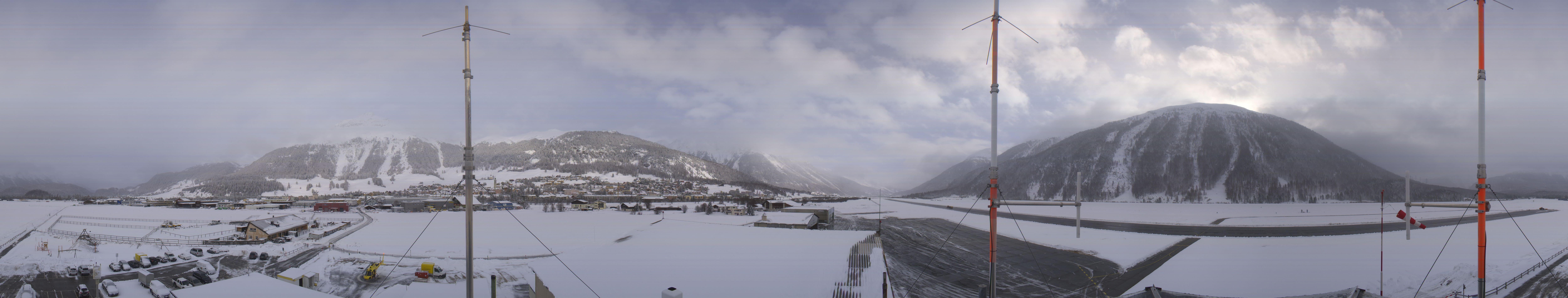 Archiv Foto Webcam Samedan I Flugplatz Richtung West
