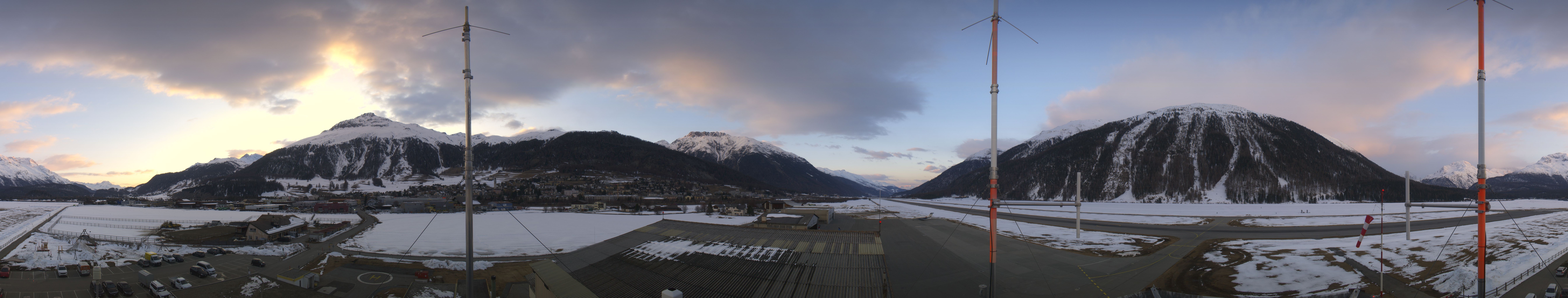 Archiv Foto Webcam Samedan I Flugplatz Richtung West