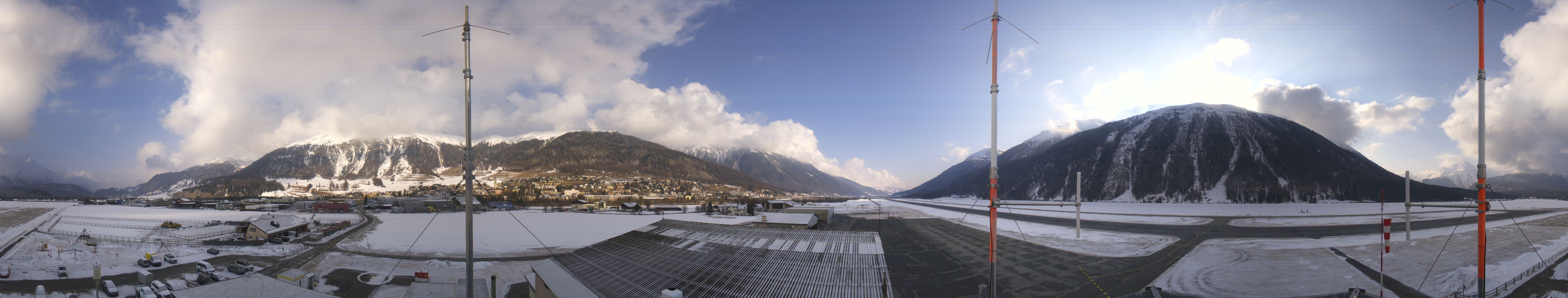 Archiv Foto Webcam Samedan I Flugplatz Richtung West